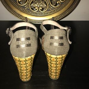 TOMS Wedges